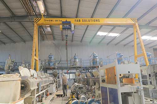 Goliath Cranes/ Semi Goliath Cranes  